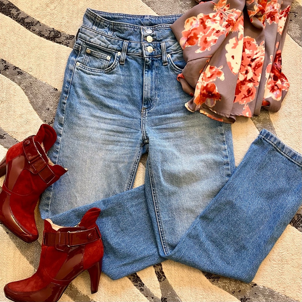 Forever 21 Straight Leg High Waisted Triple Button Jeans